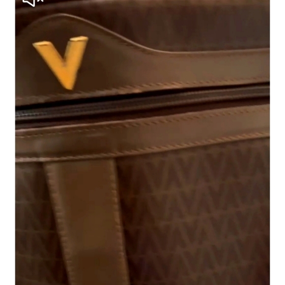 1. Authentic Vintage Valentino Crossbody - Picture 2 of 5